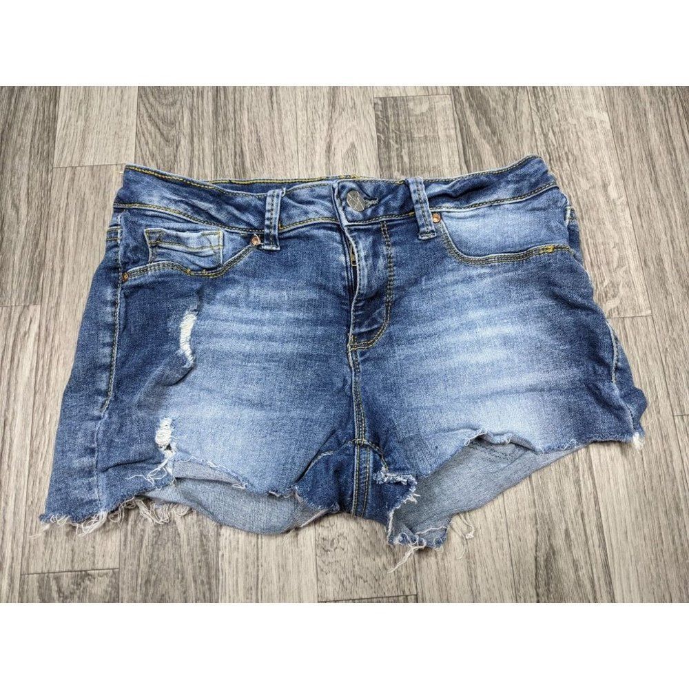 Jessica Simpson Womens Size 27 Kiss Me Skinny Cut‎ Off Distressed Jean Shorts